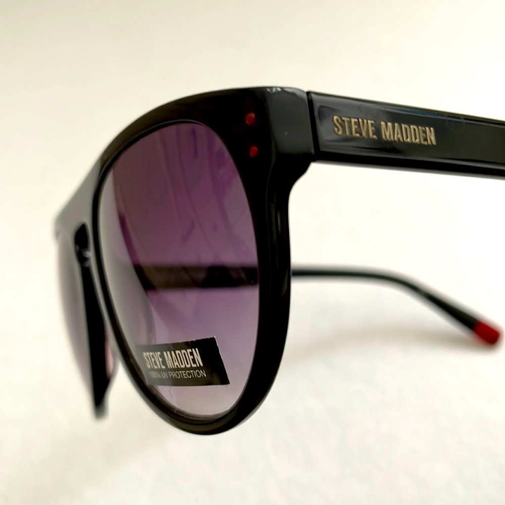 NEW Steve Madden Sunglasses - Picture 8 of 8